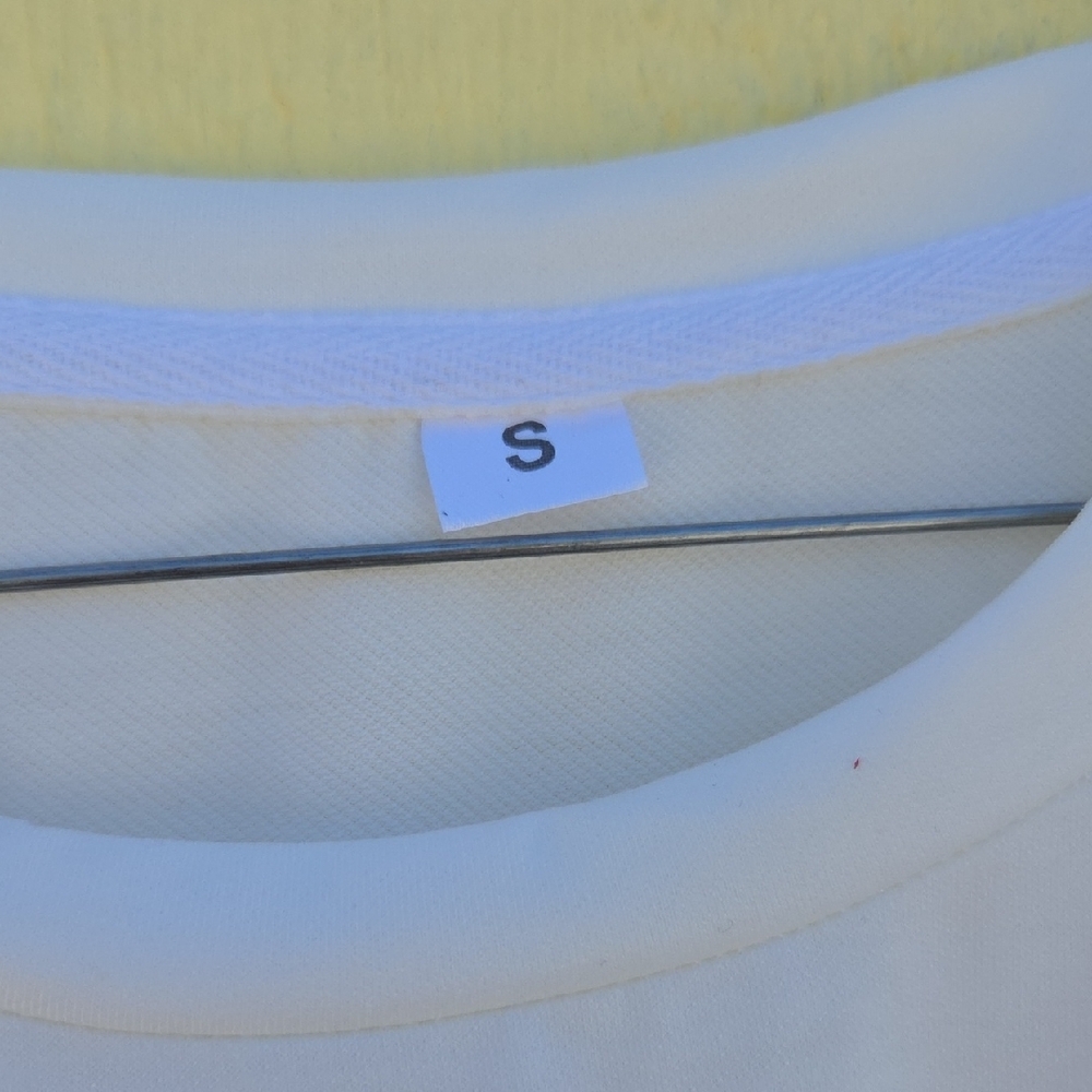 Men's Colorblock Crewneck Sweater - Blue/White / Has Pockets NWOT - Picture 2 of 3